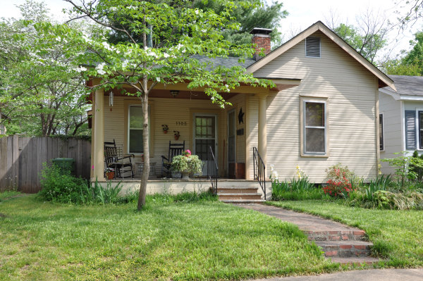 1105 Pratt Avenue NE